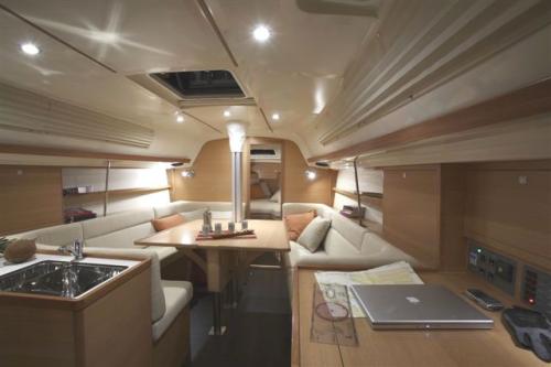 Elan 340 Innenansicht