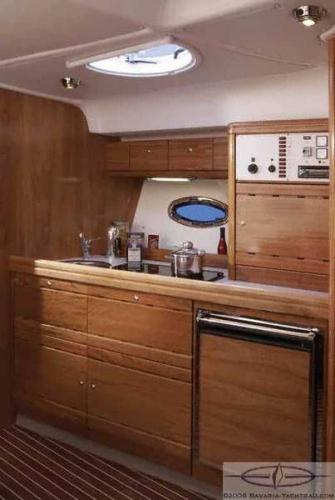 Bavaria 35 Sport Innenansicht