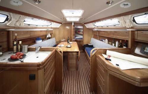 Bavaria 31 Cruiser Innenansicht