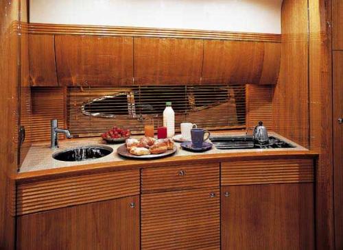 Atlantis 42 Innenansicht