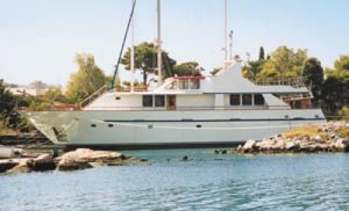 Bonito Boats ALMARINE 2400