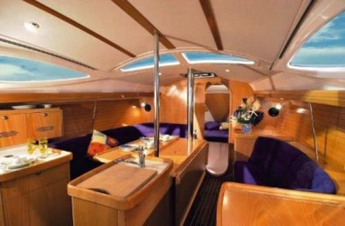 Feeling 32 DI Innenansicht