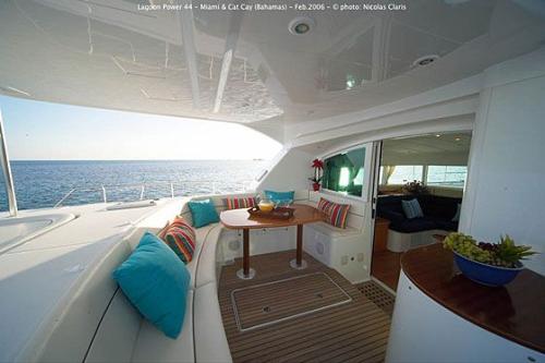 Lagoon Power 44 Außenansicht