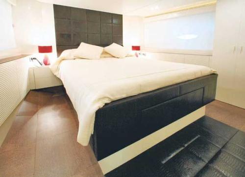 Astondoa 72 GLX Innenansicht