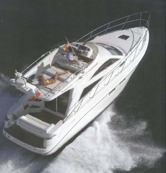 Sealine F34 Außenansicht