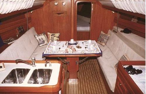 Dufour 35 Innenansicht