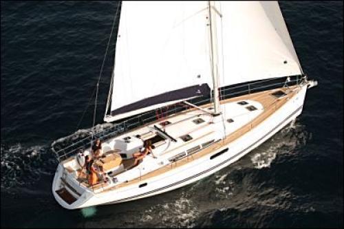 Sun Odyssey 49i Außenansicht