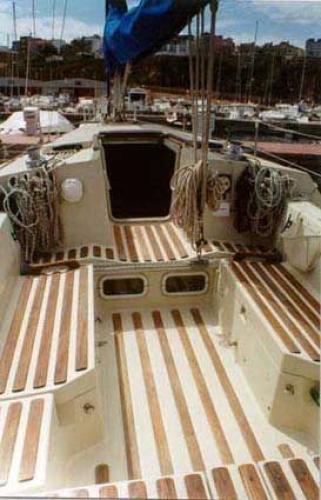 First 35s5 Außenansicht