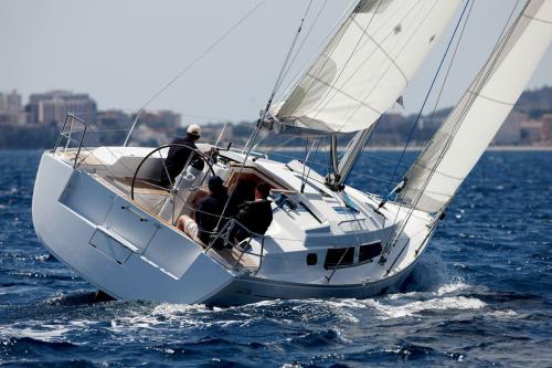 Hanse 350 Außenansicht