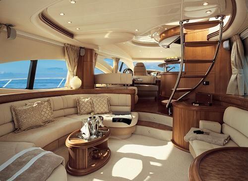 Azimut 68 Plus Fly Innenansicht