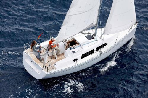 Hanse 320 Außenansicht