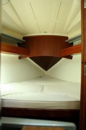 First 32 S5 Innenansicht