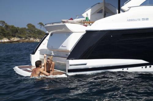 Absolute 52 Coupe Außenansicht