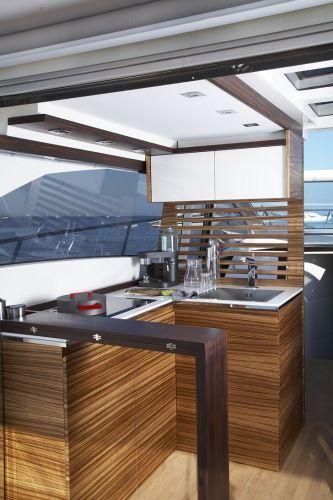 Absolute 52 Coupe Innenansicht