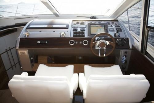 Absolute 52 Coupe Innenansicht