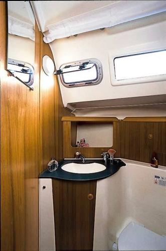 Sun Fast 32i Innenansicht