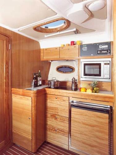 Bavaria 33 Sport Innenansicht