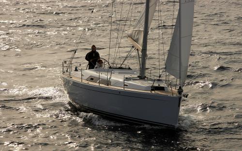 Hanse 400 Außenansicht