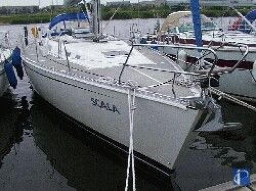 Hanse 401 Außenansicht