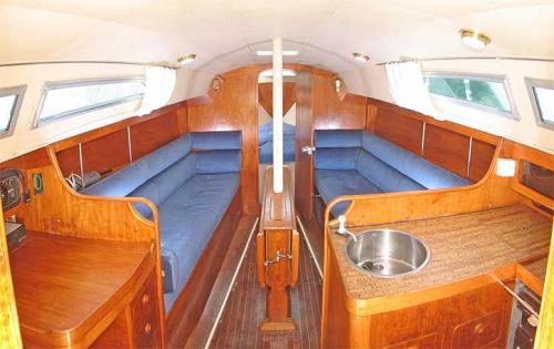 Moody 28 Innenansicht