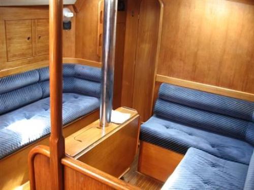 Moody 422 Innenansicht