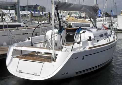 Dufour 34 Performance Außenansicht