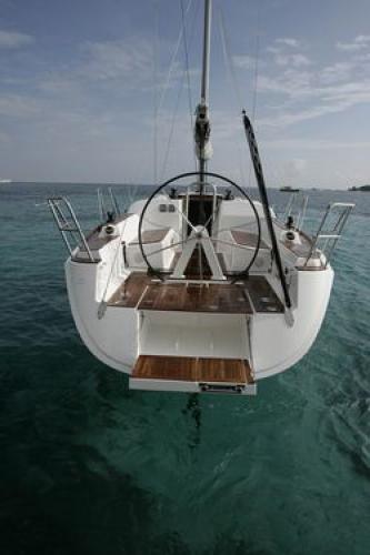 Dufour 34 Performance Außenansicht