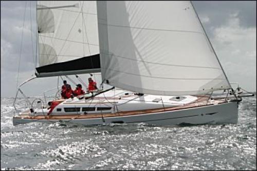 Sun Odyssey 42i Außenansicht