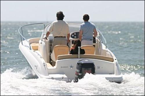 Cap Camarat 715 WA Außenansicht