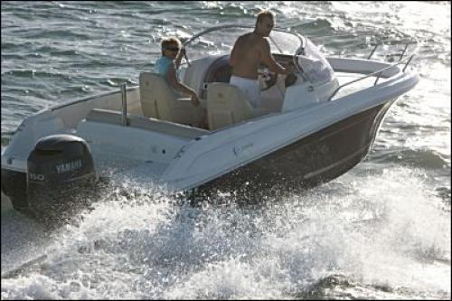 Cap Camarat 635 WA Außenansicht