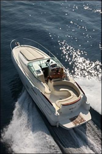 Leader 805 Außenansicht