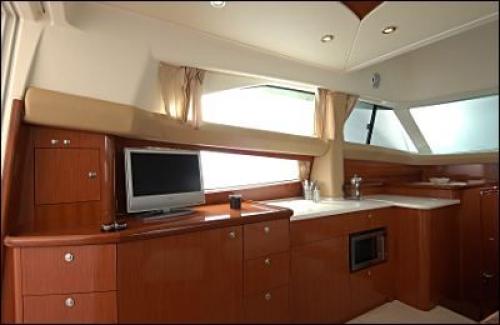 Prestige 42 Innenansicht