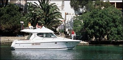 Prestige 32 Fly Außenansicht