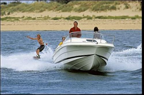 Leader 545 Außenansicht