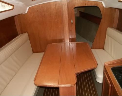 Deltania 27 DS Innenansicht