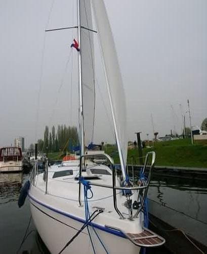 Deltania 27 DS Außenansicht