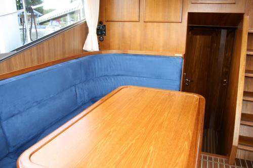 Renal 36 Innenansicht