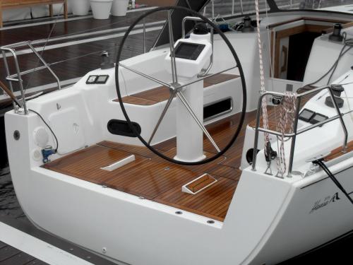 Hanse 375 Außenansicht