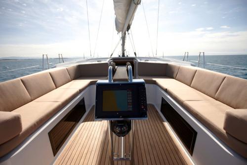 Hanse 545 Außenansicht