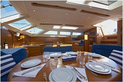 Shipman 63 Innenansicht