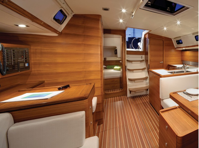 Salona 44 Performance Innenansicht