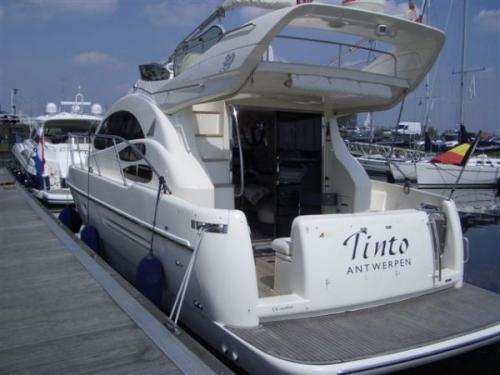Azimut 39 EVO Außenansicht