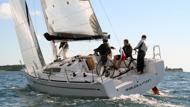 Elan 350 Performance