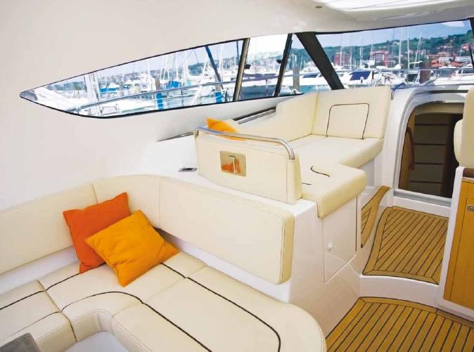 Elan Power 48 Innenansicht