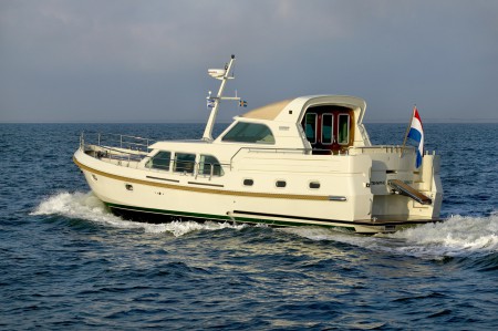 Linssen Grand Sturdy 500 AC Mark II Außenansicht
