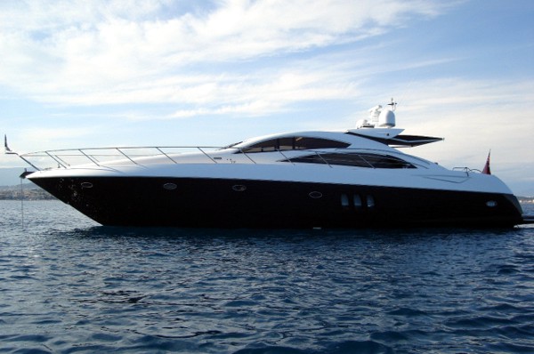 Predator 72 Außenansicht