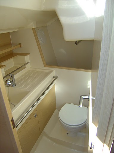 Elan 310 Innenansicht