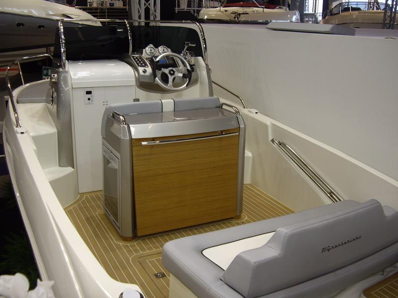 Salpa 20 Granturismo Außenansicht