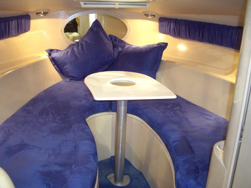 Salpa 20 Granturismo Innenansicht