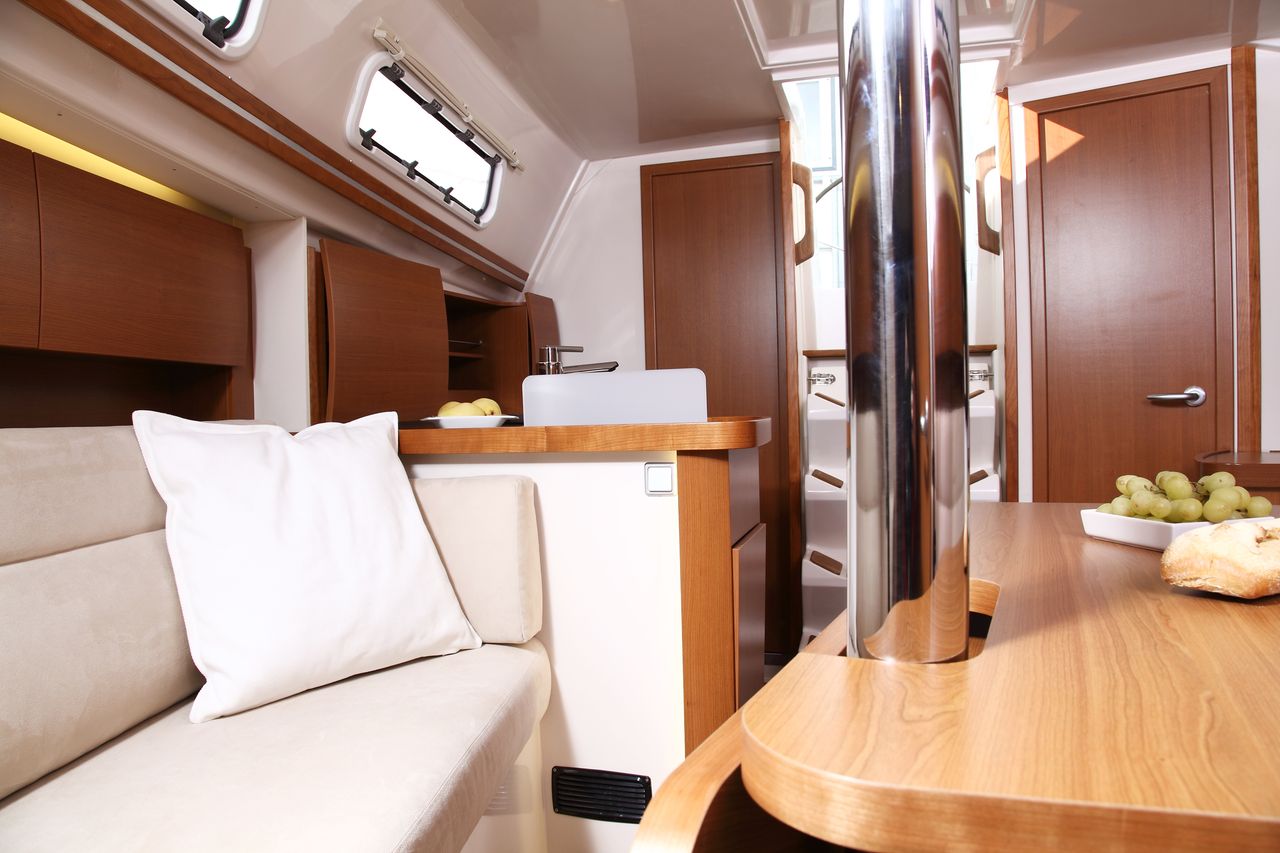 Hanse 325 Innenansicht